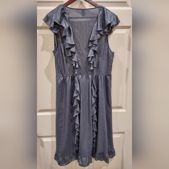 Victoria's Secret long robe - Picture 2 of 4